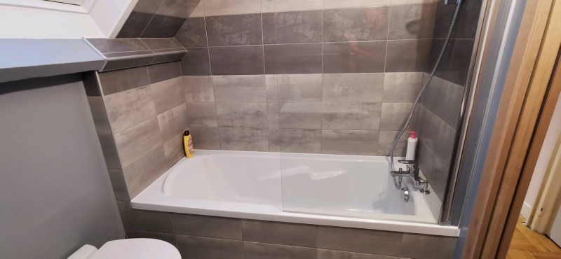 Aménagement complet d'une salle de bain dans un comble sur Dieppe